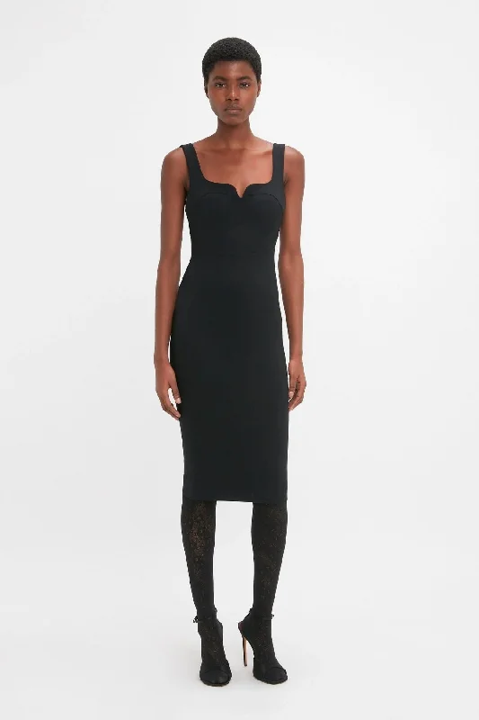 Victoria Beckham Sleeveless Fitted T-Shirt Dress - Black